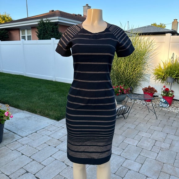 DeFacro stretchy black and brown dress size 40.  USA L - Picture 6 of 8